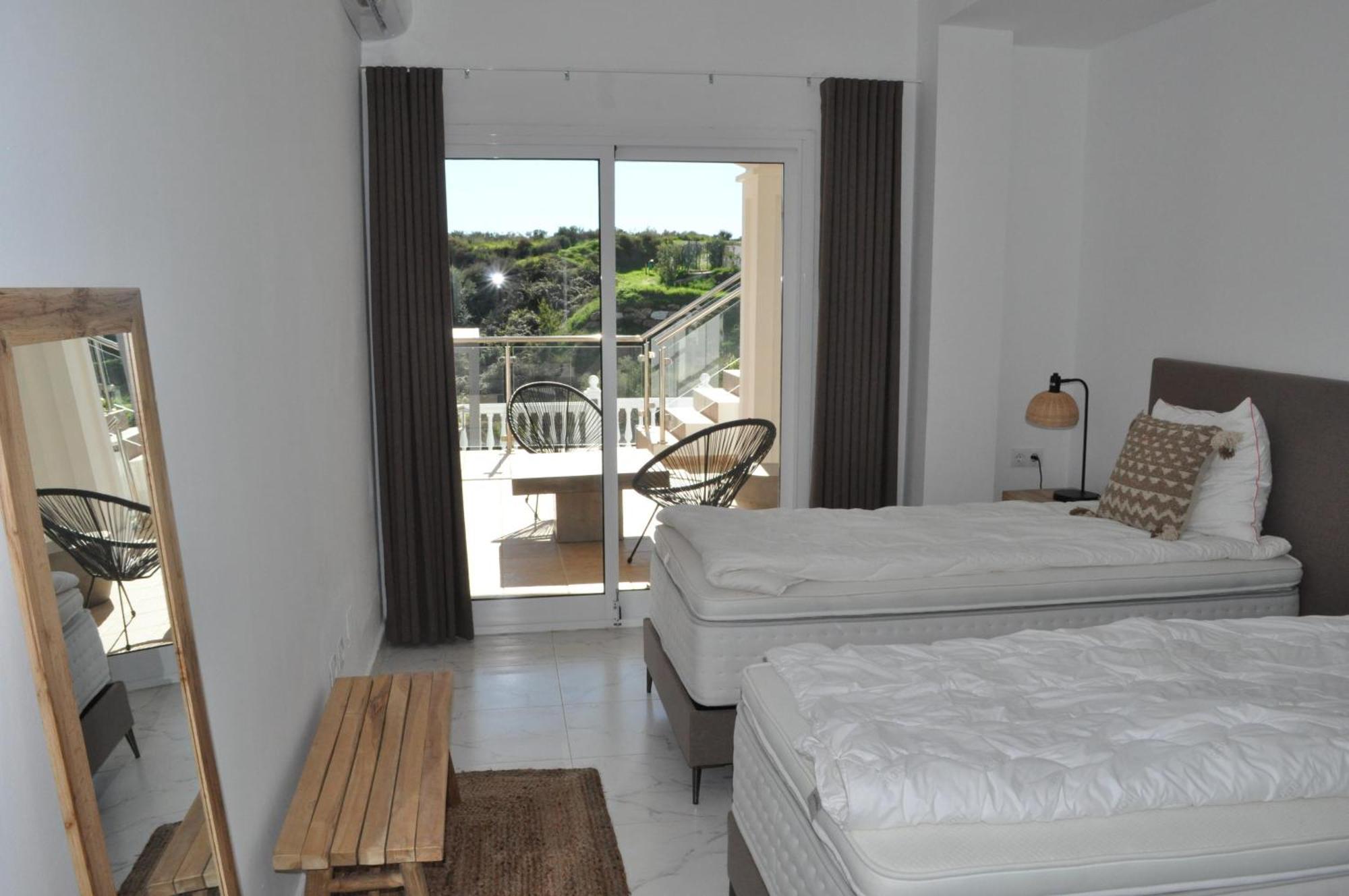 Mijas Golf, Padel, Mountain, Sea View 6 Bedroom Villa Málaga