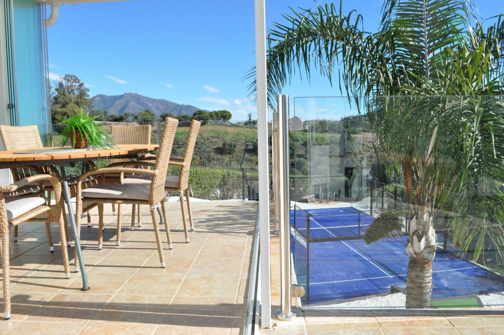 Villa Mijas Golf, Padel, Mountain, Sea View 6 Bedroom Málaga